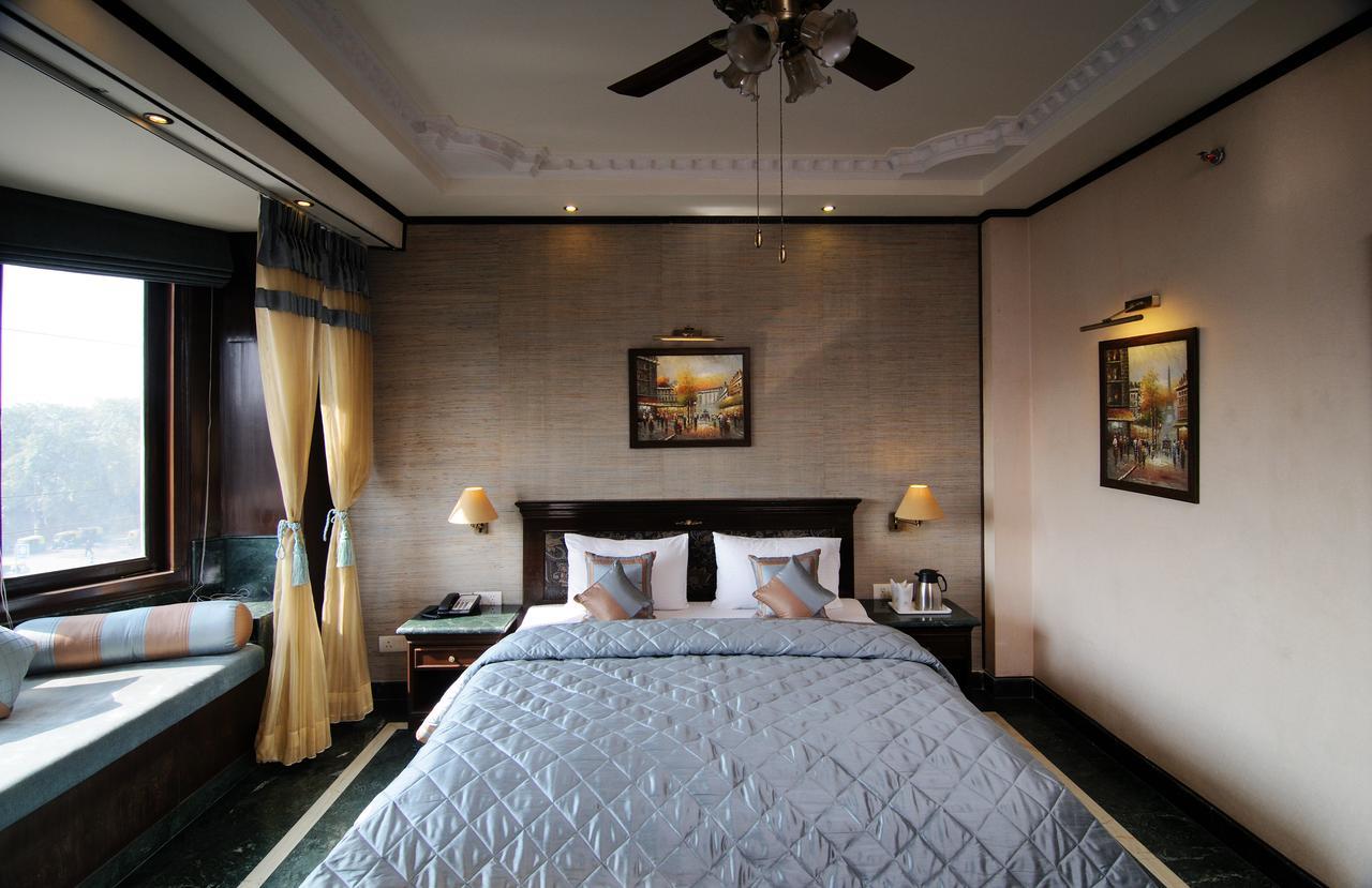 Hotel Diplomat Residency Ню Делхи Екстериор снимка